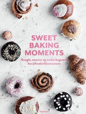 Sweet Baking Moments 